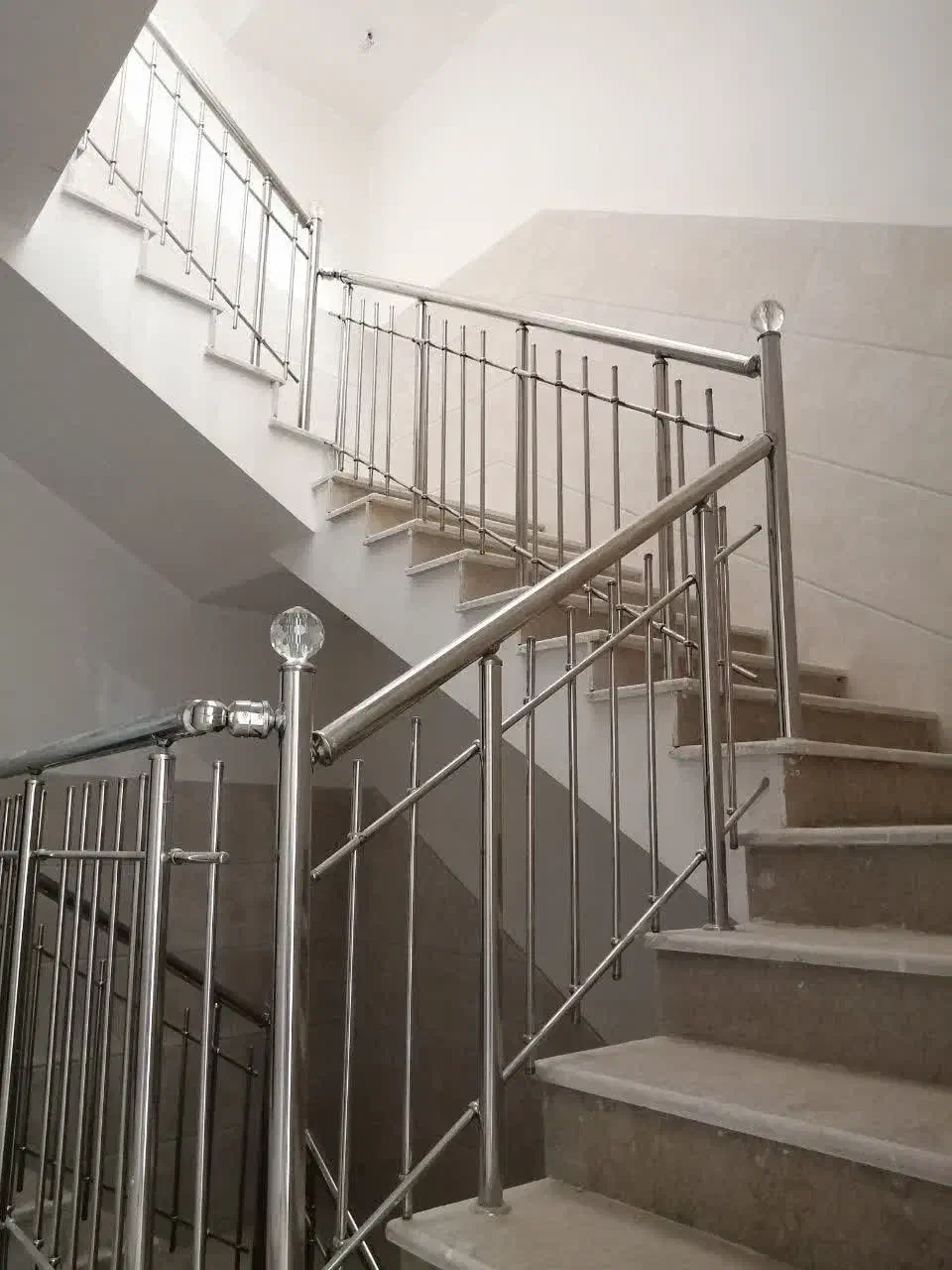 نرده استیل|خدمات پیشه و مهارت|دلیجان, |دیوار