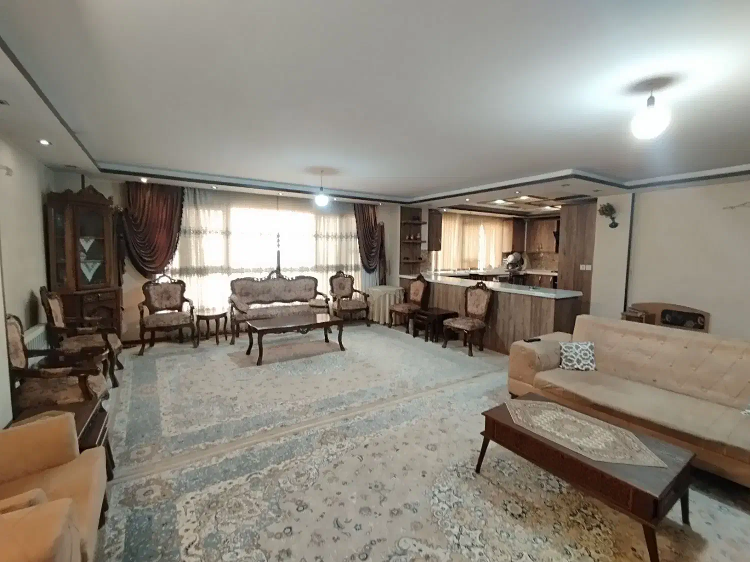 ۱۴۰متر  فوق العاده شیک میدان۲۷