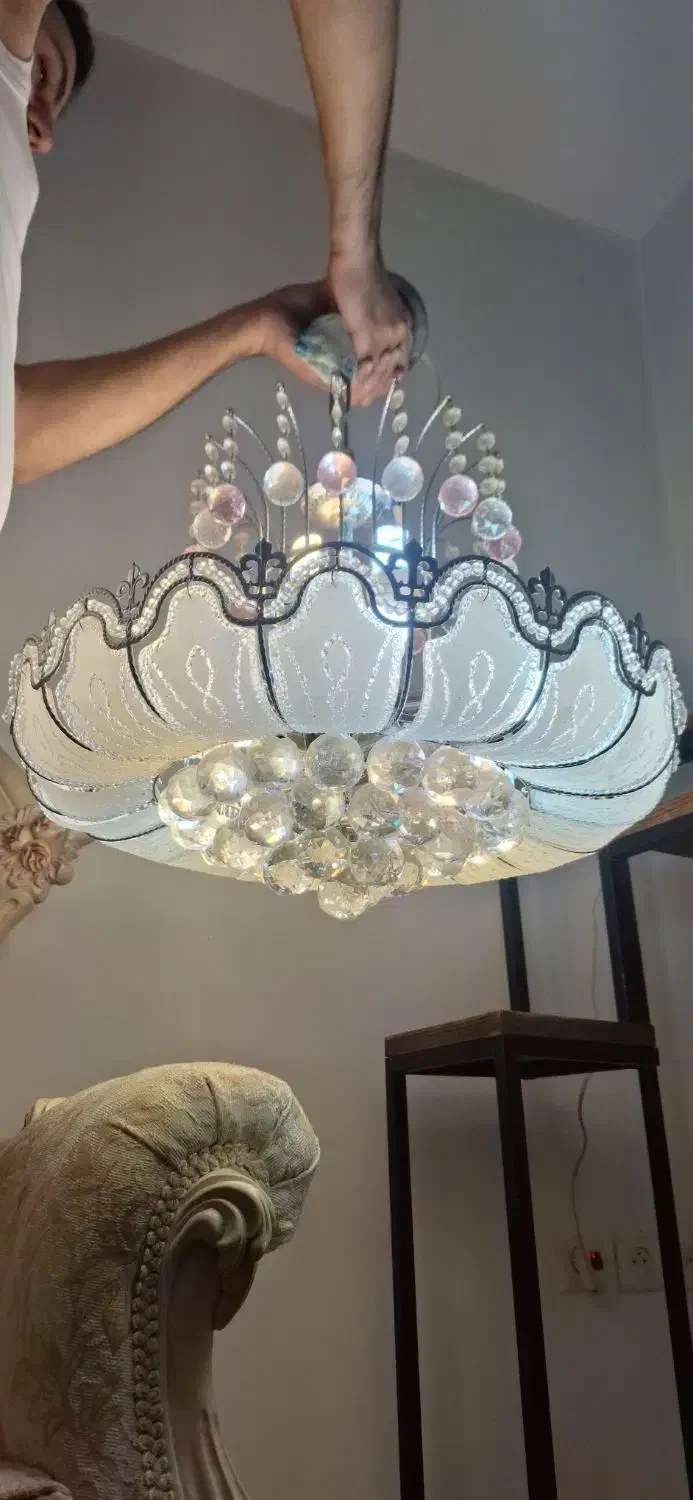 لوستر|لوستر و چراغ آویز|رشت, حمیدیان|دیوار