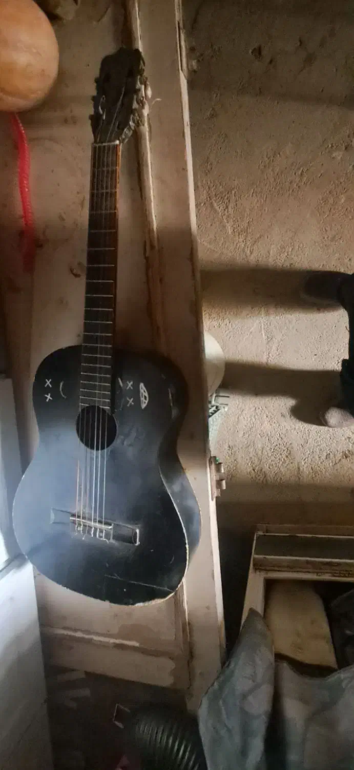 کیتار|گیتار، بیس، امپلیفایر|نهاوند, |دیوار