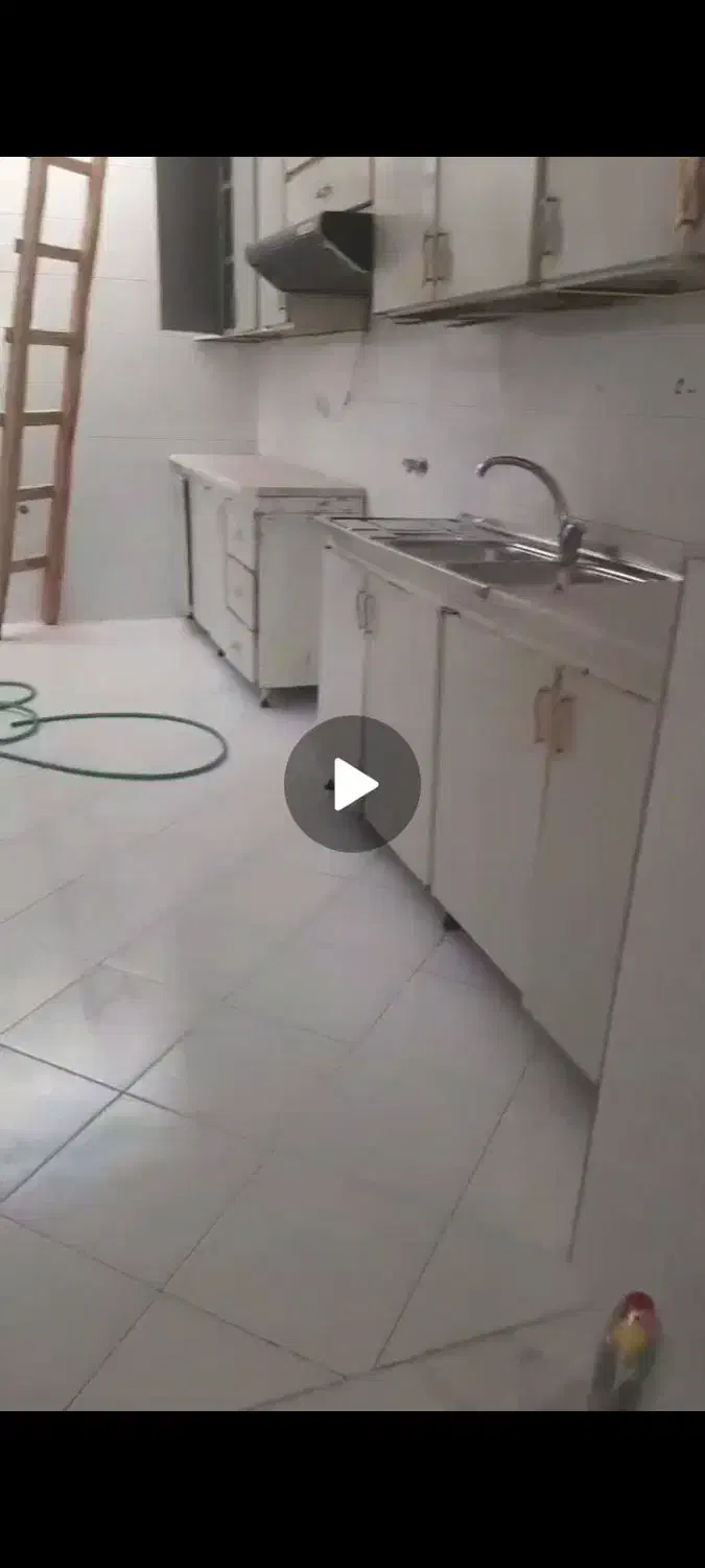 ویلایی طبقه دوم تمیز|اجارهٔ خانه و ویلا|شیراز, شهرک نیروی انتظامی|دیوار