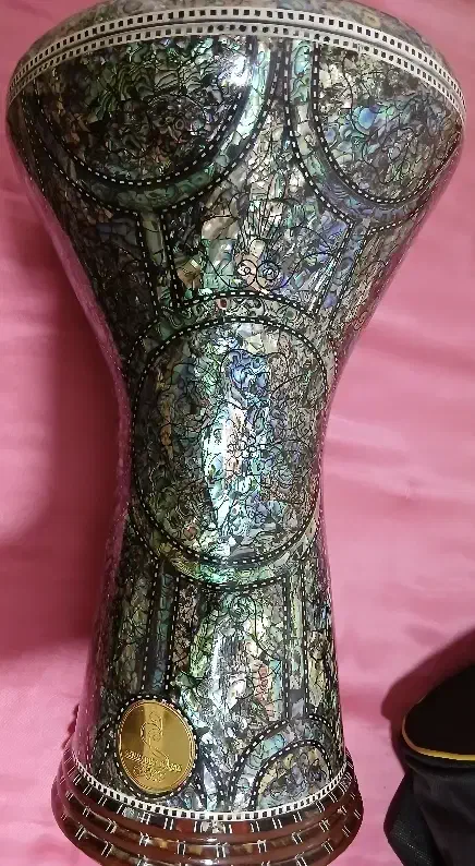 داربوکاجوهرالفن|درام و پرکاشن|اصفهان, محله سفلی|دیوار