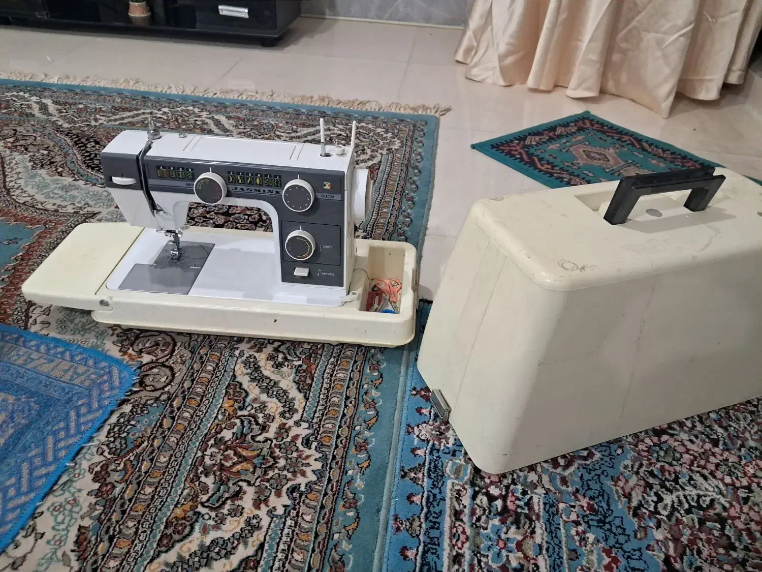 چرخ خیاطی در حد نو|چرخ خیاطی و ریسندگی|رفسنجان, |دیوار