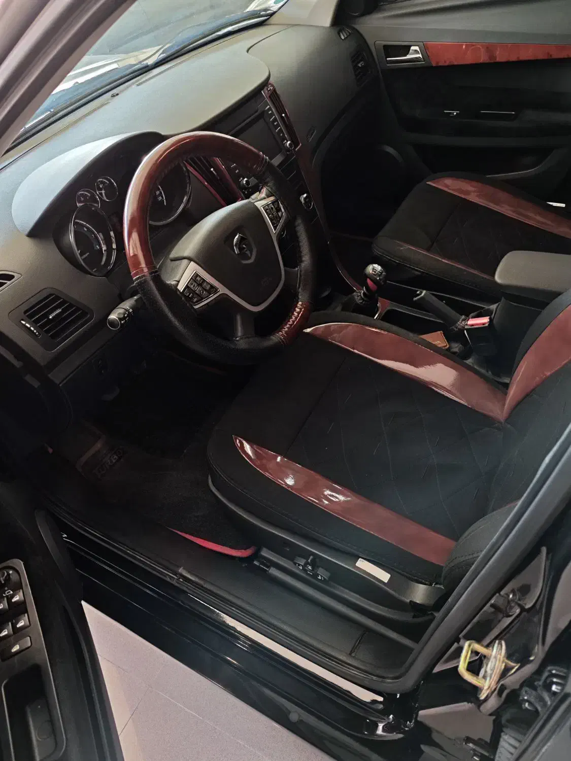 دنا پلاس 6دنده توربو آپشنال 1403|خودرو سواری و وانت|شیراز, حومه شیراز|دیوار