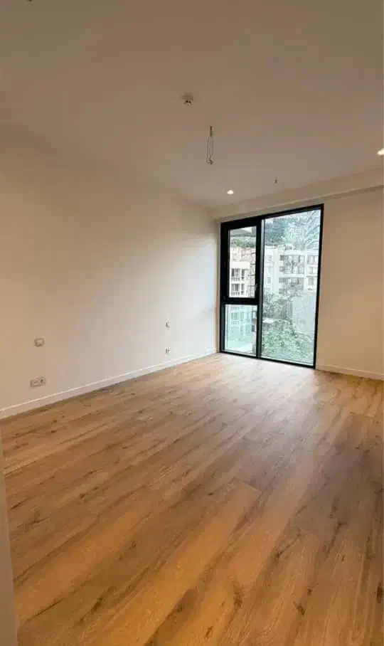 ۱۴۰متر*آکواریوم نور*کلید نخورده*سوپرسازه*تکواحدی