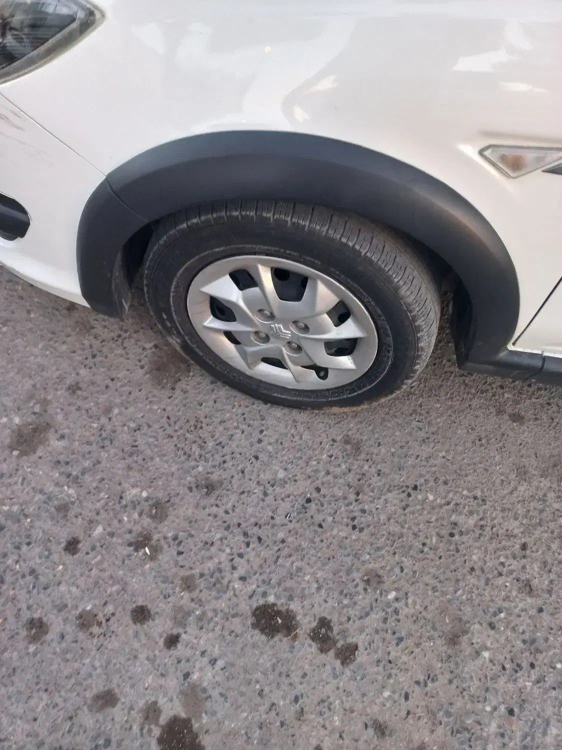 کوئیک اس  ۸۵ گانه|خودرو سواری و وانت|سیرجان, |دیوار