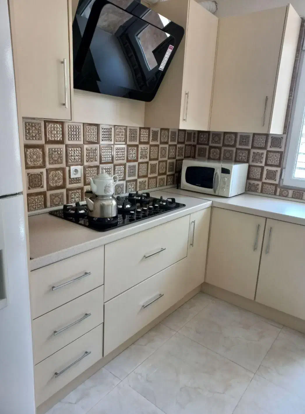 نظافت چی اقا هستم تمیزیه کل کارهای منزل وراه پله..|خدمات نظافت|شهریار, شهریار|دیوار