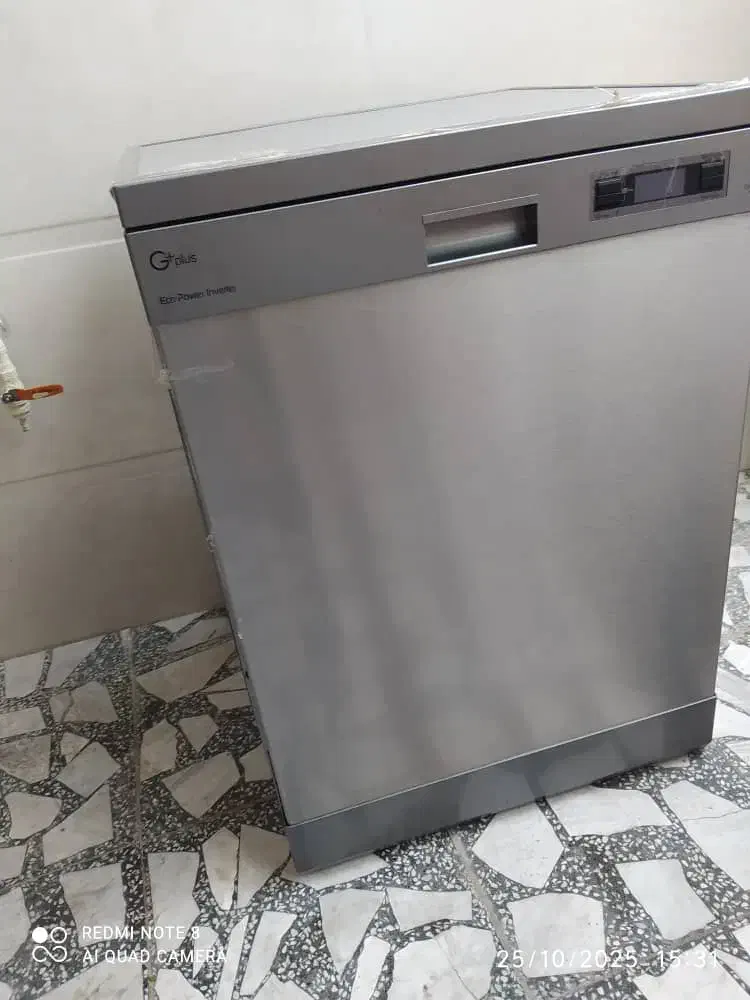 ماشین ظرفشویی در حد نوآماده نصب|ماشین ظرفشویی|لاهیجان, شیشه گران|دیوار