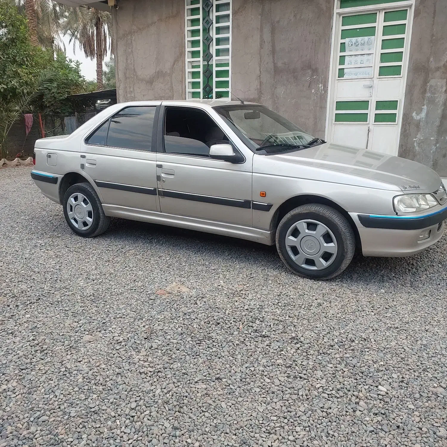 پارس ۸۲ تمام فابریک|خودرو سواری و وانت|جیرفت, |دیوار