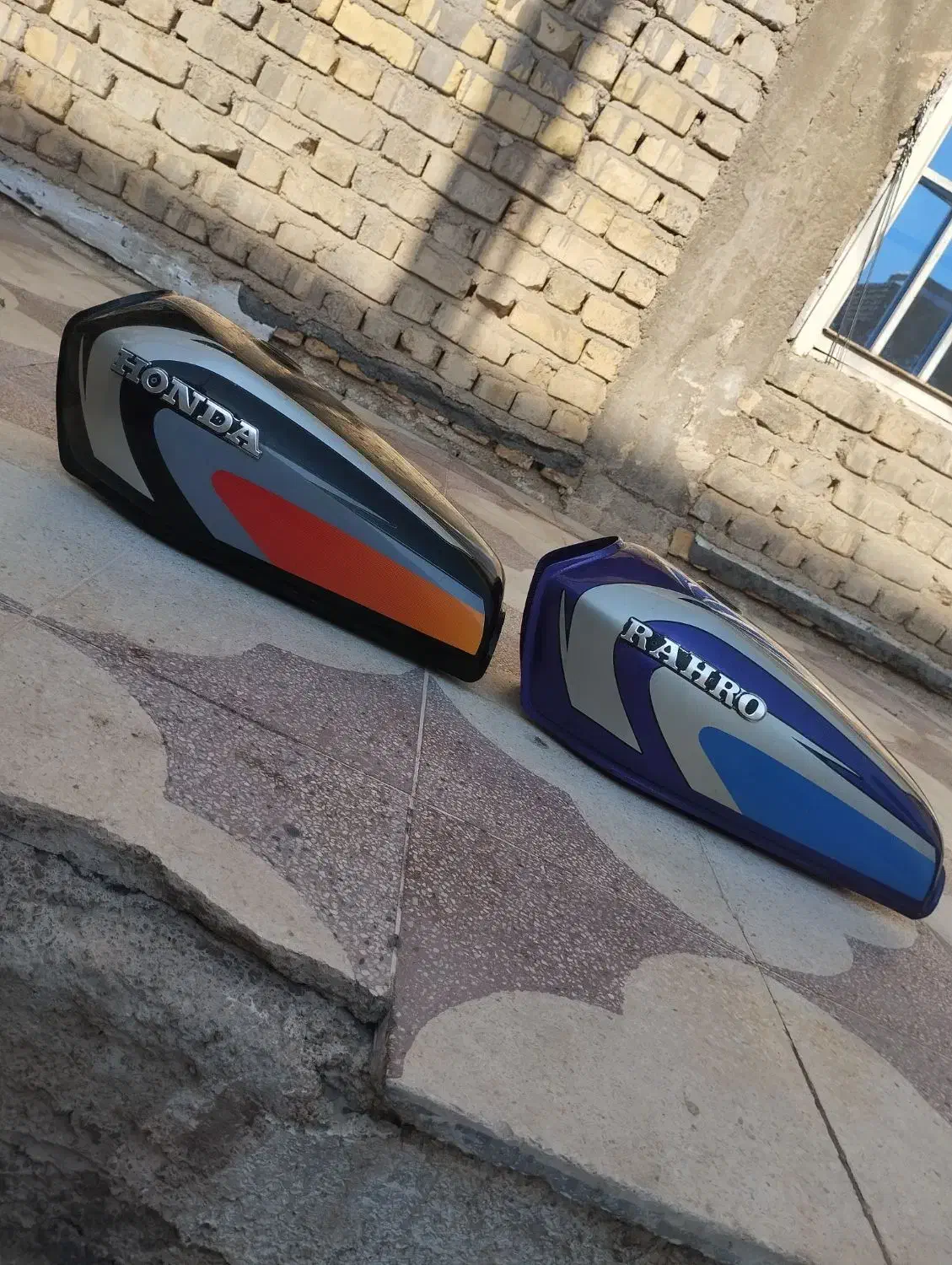 باک موتور|قطعات یدکی و لوازم جانبی|شیراز, محراب|دیوار