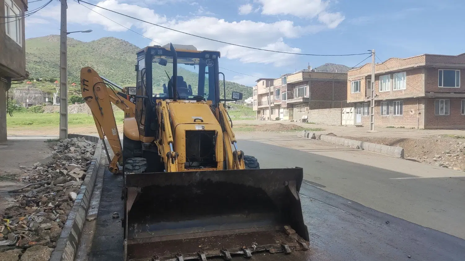 بیل بکو|خودرو سنگین|بانه, |دیوار