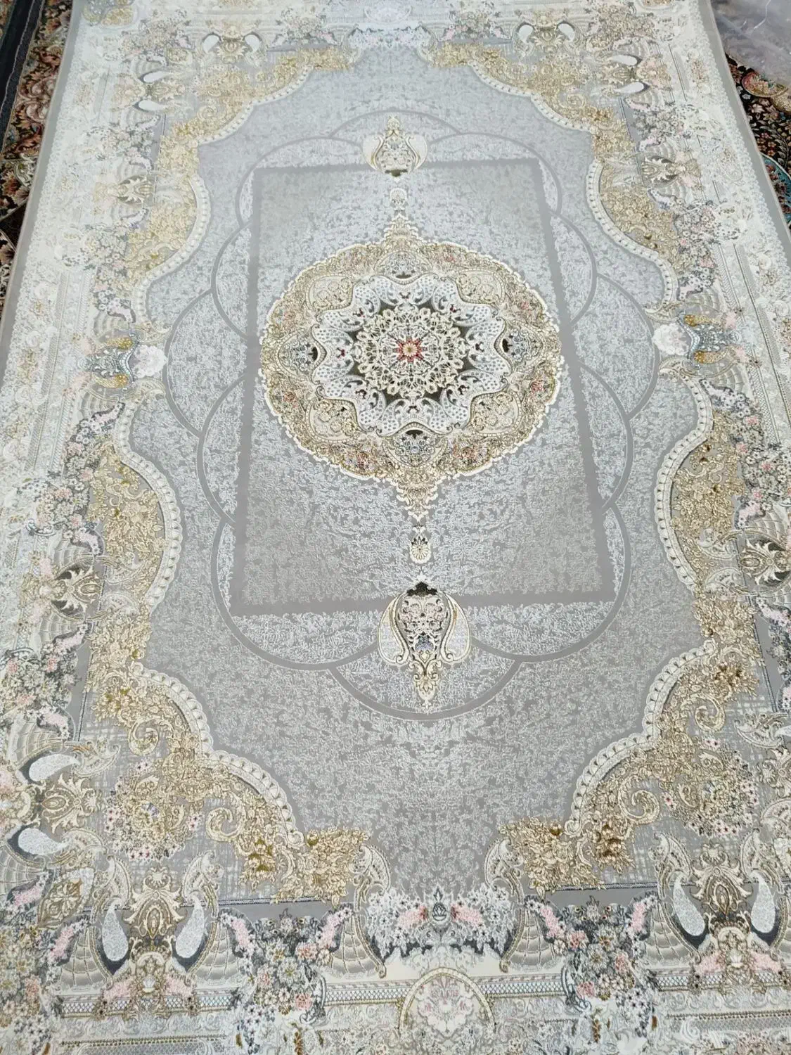 تعدادی فرش ۶متری جفت۱۲۰۰شانه اصلی با ۵سال ضمانت|فرش|کرمانشاه, |دیوار