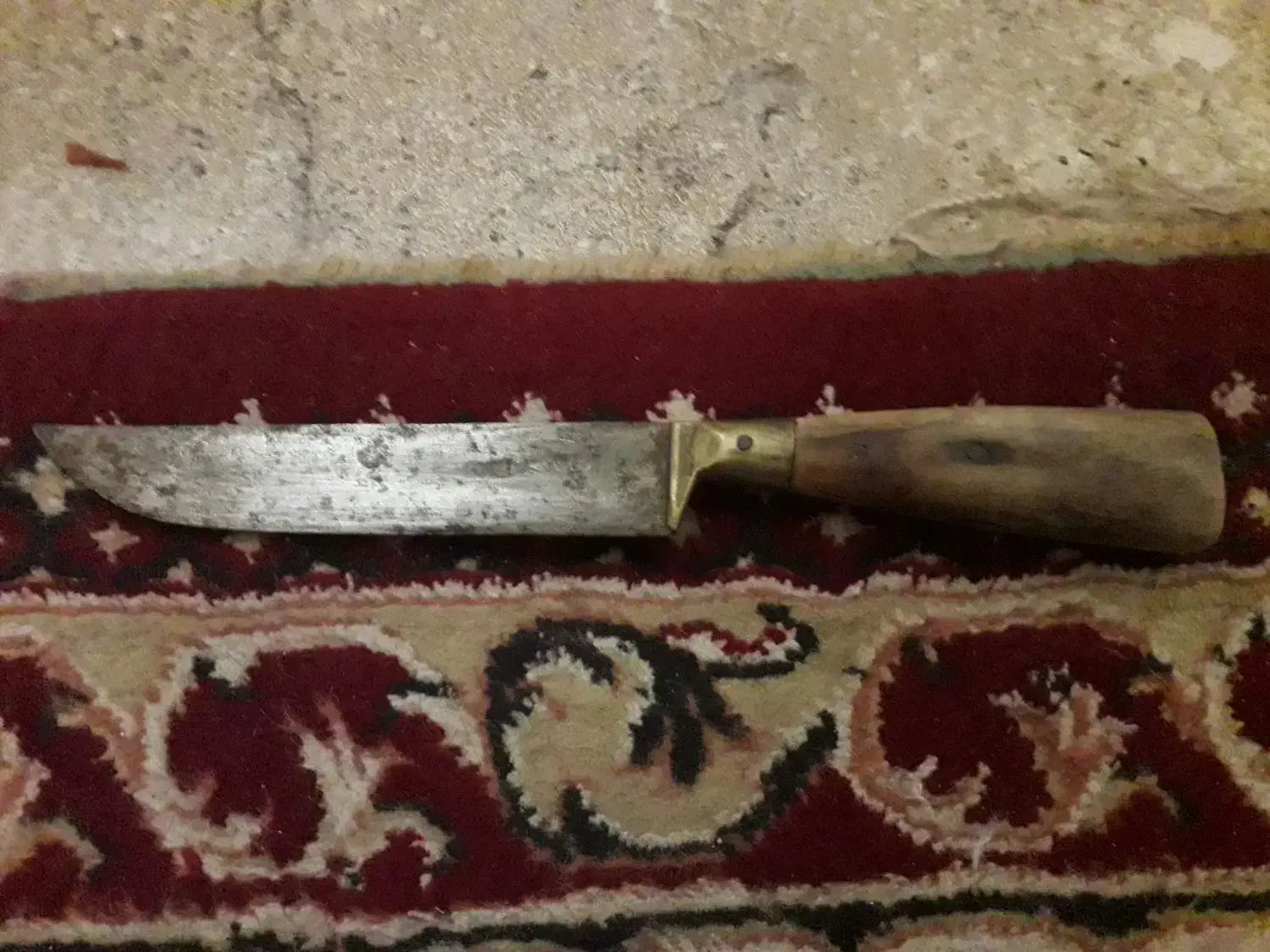 چاقوقدیمی دوره دسته چاقو برنج قیمت۶۰۰تومت|کلکسیون اشیاء عتیقه|کاشان, راوند|دیوار