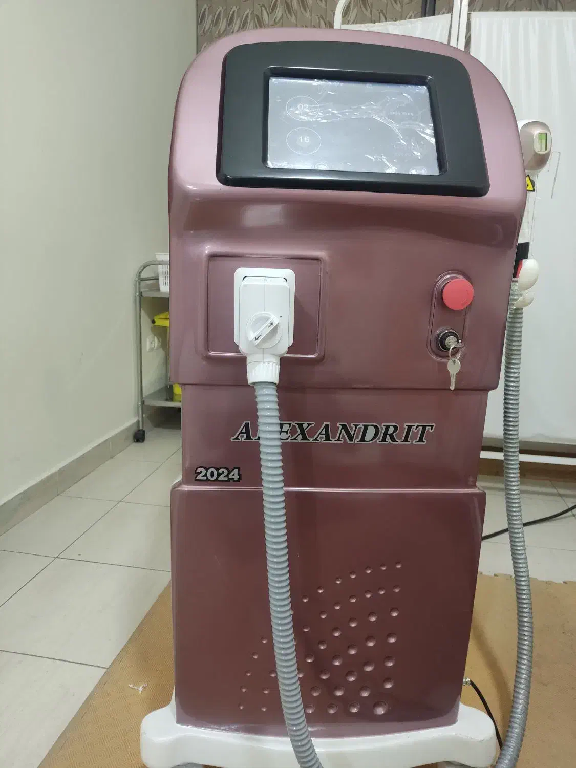 قویترین دستگاه رولی موجود کم کارکرد ۳۶۰۰ وات|پزشکی|تبریز, |دیوار