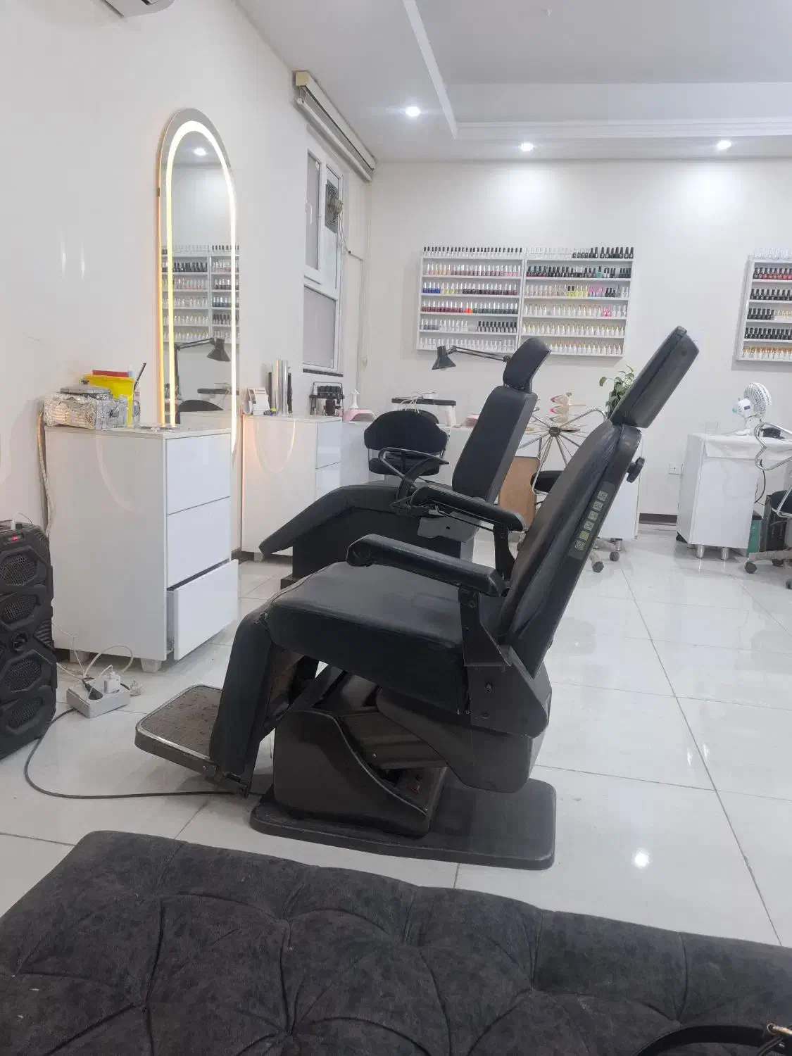 اجاره صندلی در سالن زیبایی در خانی آبادنو|آرایشگاه و سالنهای زیبایی|تهران, خانی آباد نو شمالی|دیوار