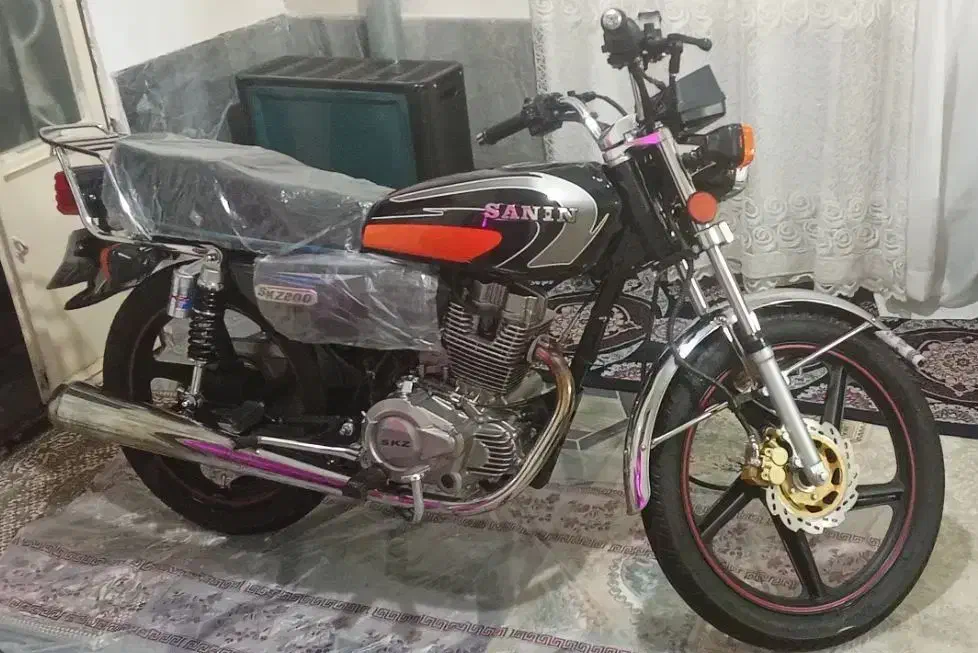 متور سنین ۱۴۰۲ در حد صفر|موتورسیکلت|بروجرد, |دیوار