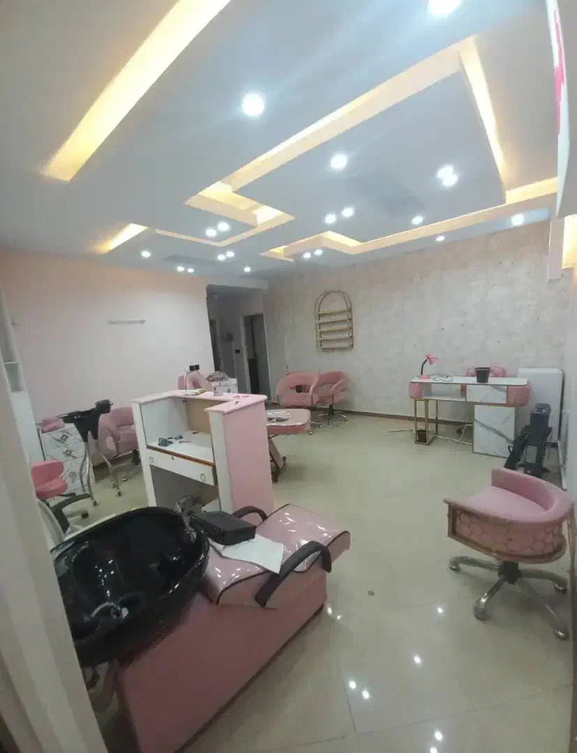 ۷۲م/سند اداری تابلو خور/ فول امکانات/ بر ستارخان|اجارهٔ دفتر کار، اتاق اداری، مطب|تهران, صادقیه|دیوار