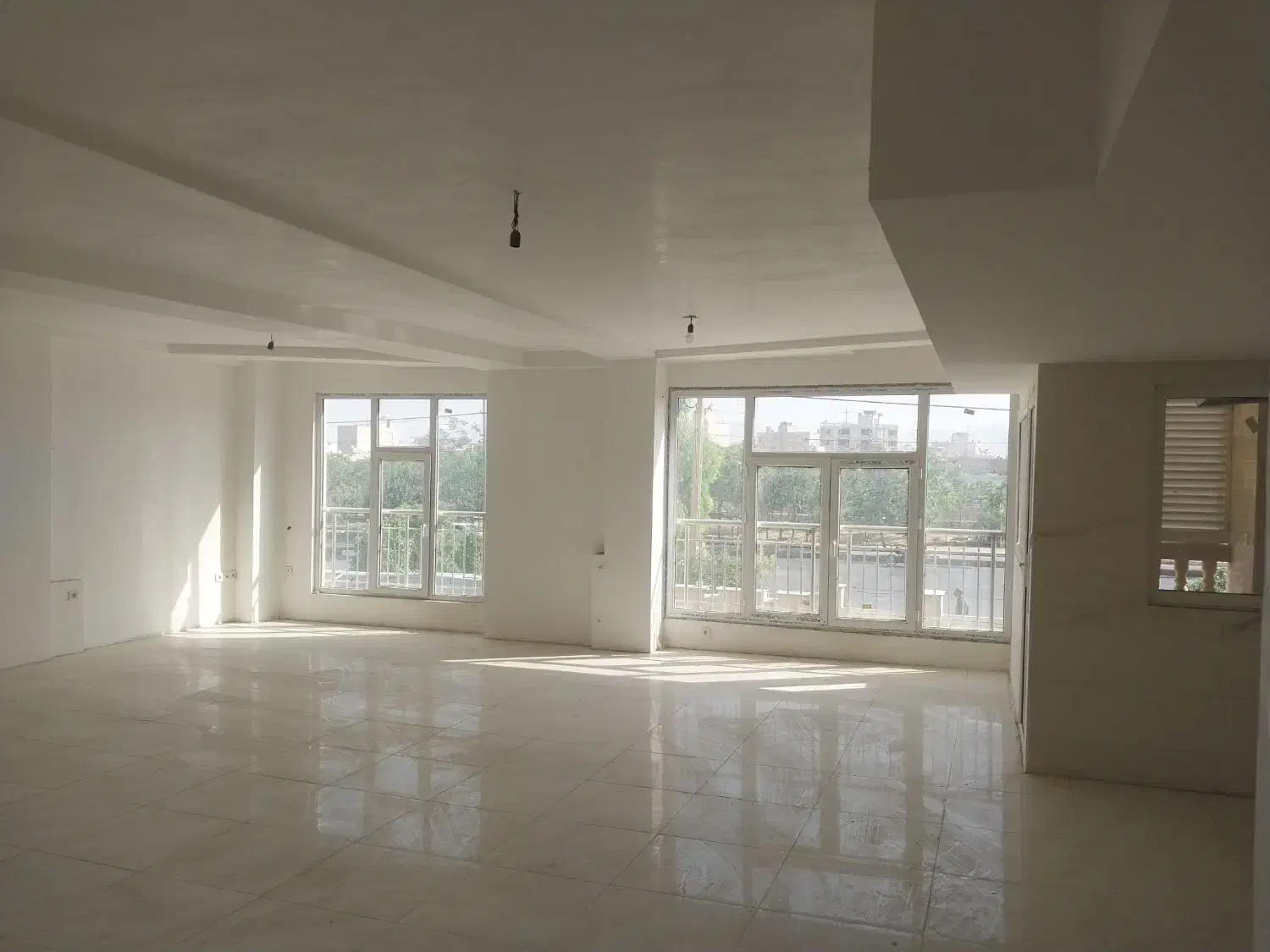 فروش آپارتمان ۱۷۶ متری ساحلی|فروش آپارتمان|شیراز, نصر|دیوار