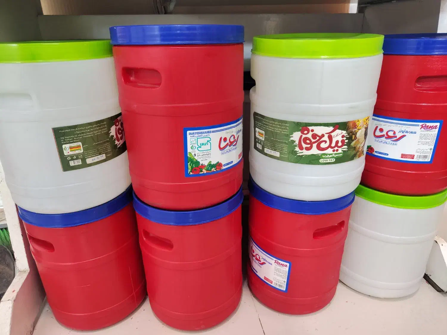 دبه ۸ لیتری مخصوص ترشیجات و خیارشور|ظروف نگهدارنده، پلاستیکی، یکبارمصرف|گلبهار, شهر جدید گلبهار|دیوار