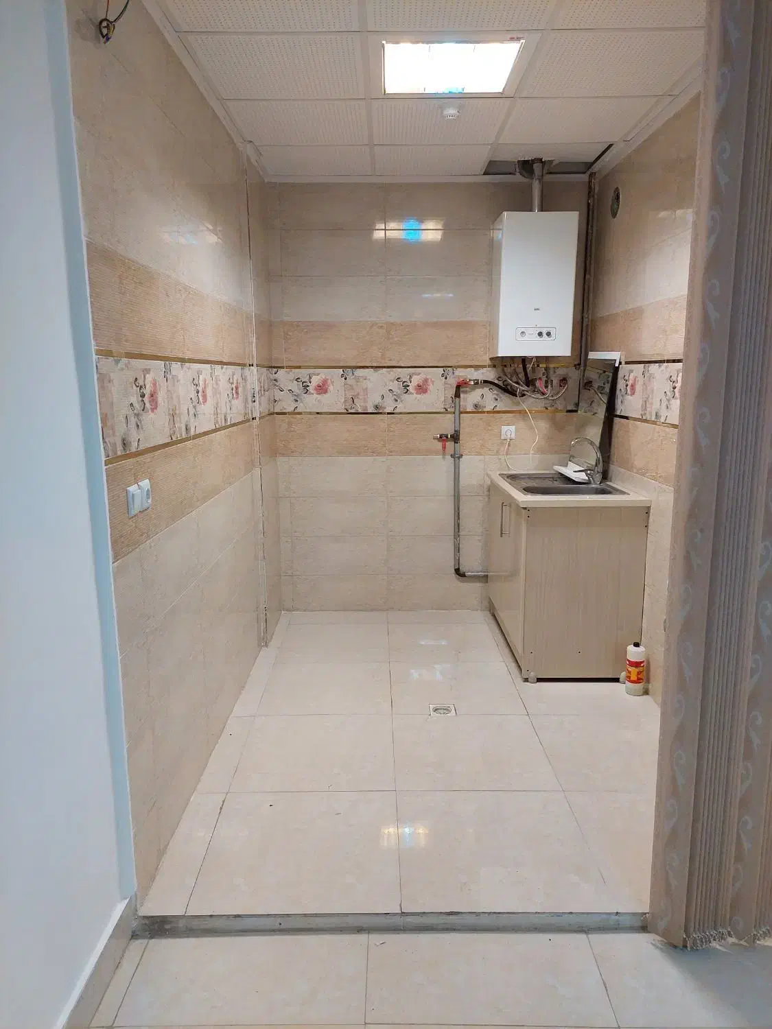 اجاره واحد خدماتی در شریعتی|اجارهٔ دفتر کار، اتاق اداری، مطب|اردبیل, |دیوار