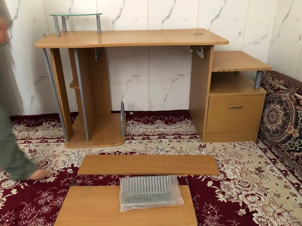 میز کار|میز تحریر و کامپیوتر|ملایر, |دیوار