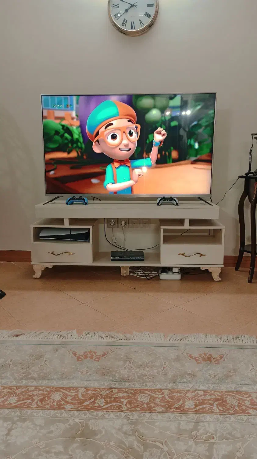 میز تلویزیون|میز تلویزیون|اصفهان, بهارستان (مخابرات)|دیوار