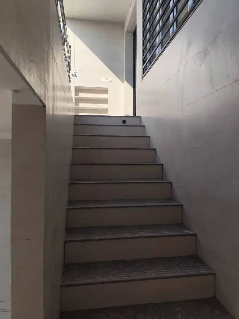 فروش طبقه بالاپارک ماشین (قیمت پارک موتور)|فروش خانه و ویلا|بهبهان, |دیوار