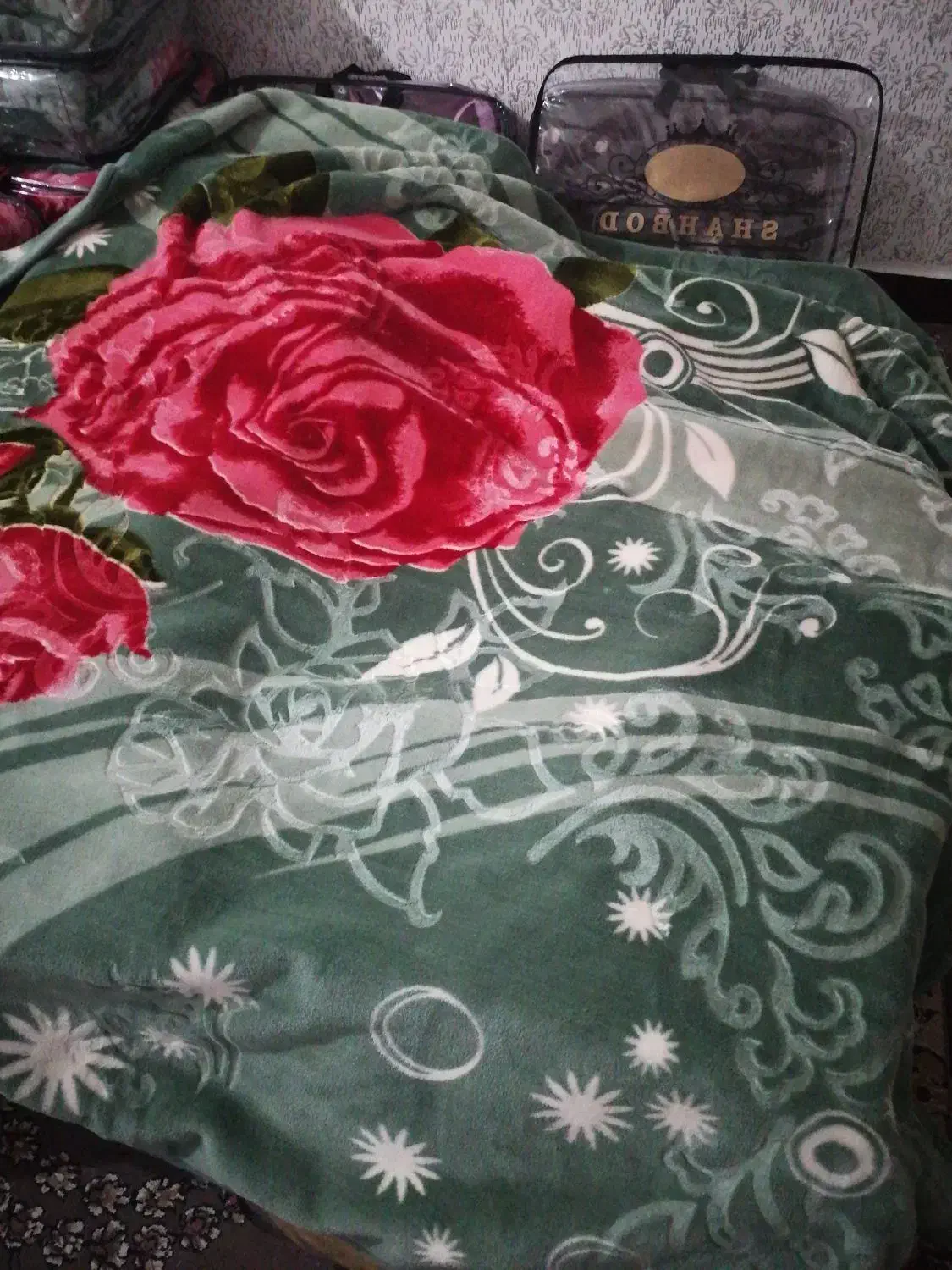 پتو دونفره اقتصادی و ارزان فقط 870تومن|رختخواب، بالش، پتو|اهواز, اهواز|دیوار