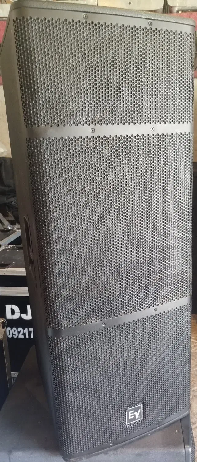 باند ev|صوتی و تصویری|شیراز, سینما سعدی|دیوار