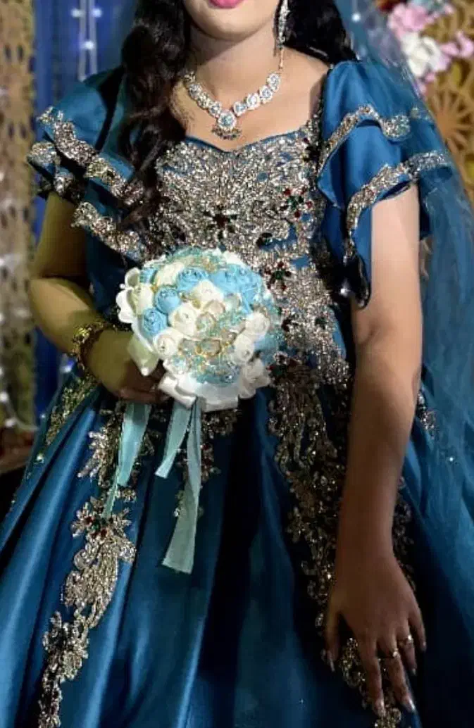 اجاره وفروش لباس عروس عقدحنا|لباس|بندرعباس, |دیوار