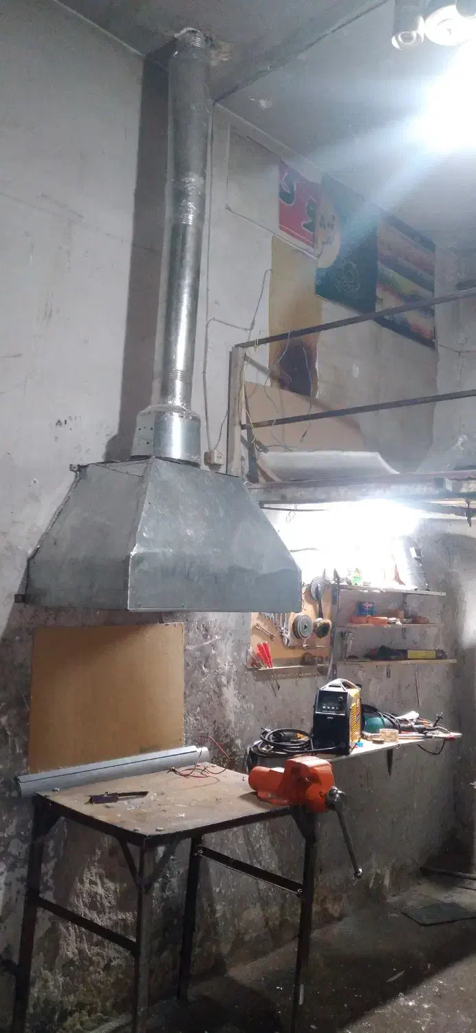 هود مکنده|هود|تبریز, |دیوار