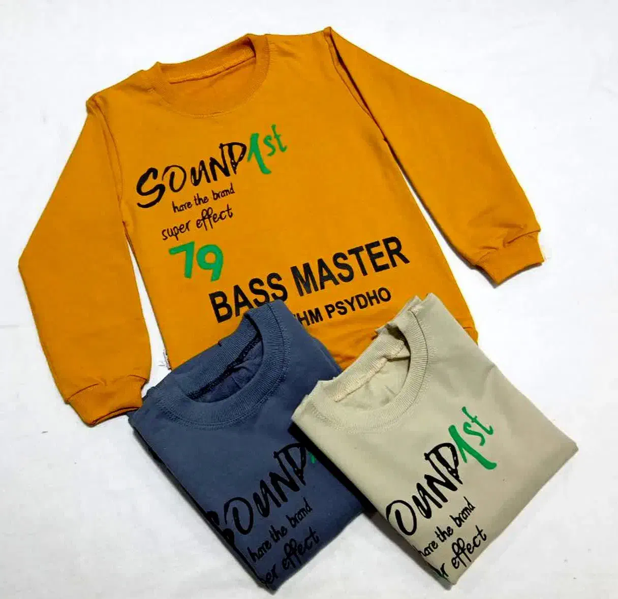 سه روز طلایی فروش لباس کودک سه شنبه تا پنج شنبه|کفش و لباس بچه|بروجرد, |دیوار