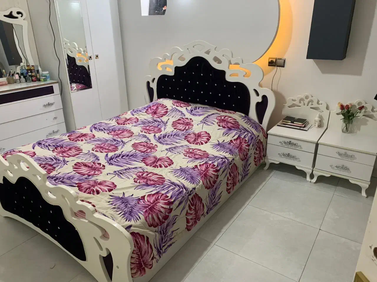 سرویس خواب|تخت و سرویس خواب|اصفهان, قهجاورستان|دیوار