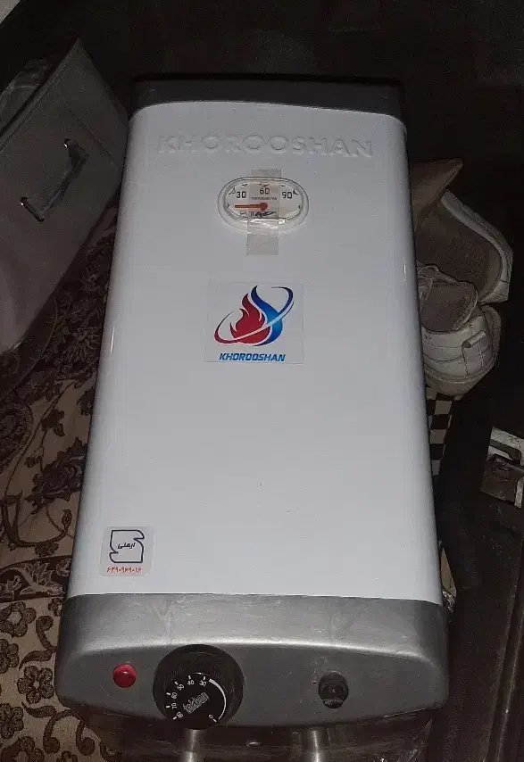 آبگرمکن خوروشان برقی|آبگرمکن، پکیج، شوفاژ|محمدشهر, شهرک پیام (مهرالبرز)|دیوار