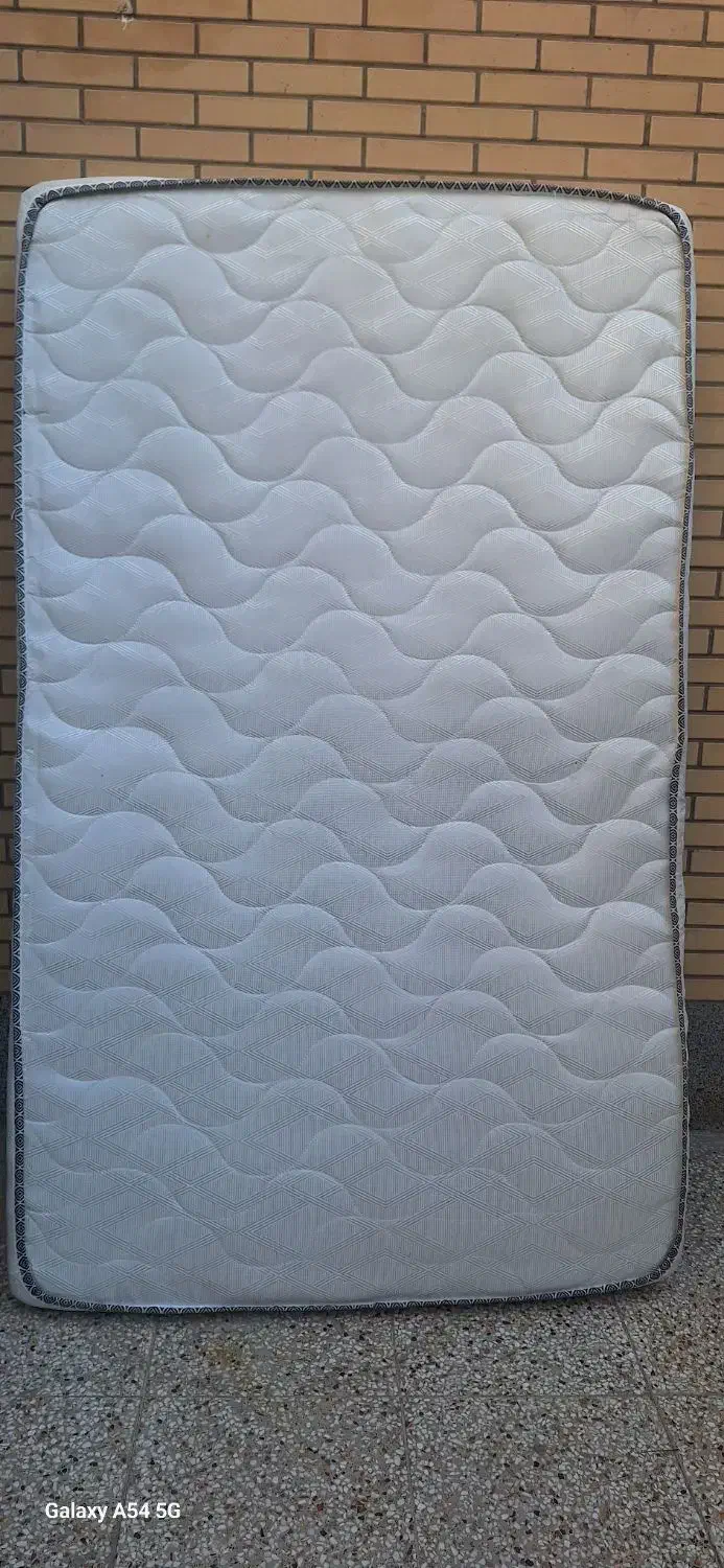 تشک تخت ۱۲۰ تمیز|تشک تختخواب|فولادشهر, C5|دیوار