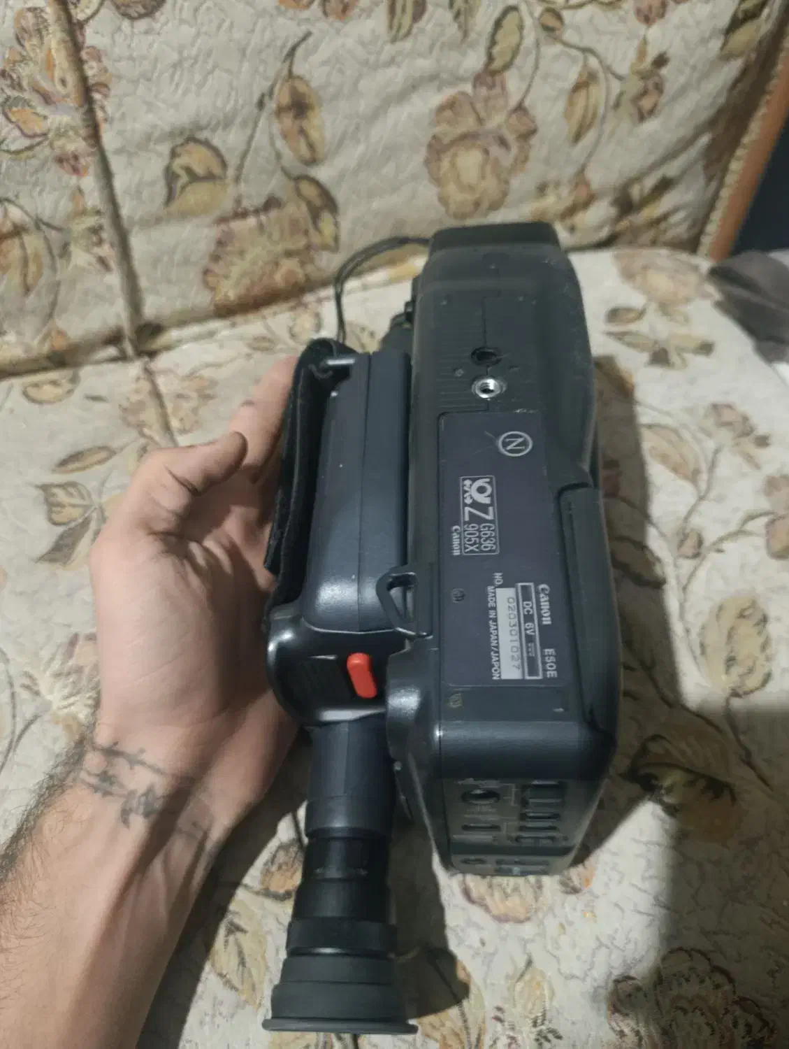 یک عدد دوربین قدیمی|دوربین عکاسی و فیلمبرداری|اسلامشهر, شهرک سعیدیه|دیوار