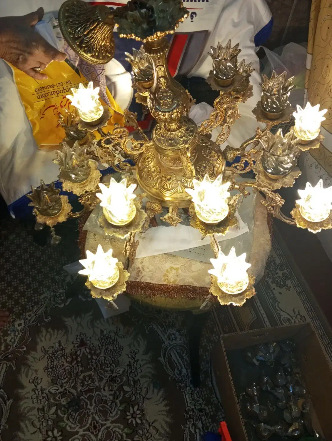 لوستر شاه عباسی رنگ طلایی در حدنو|لوستر و چراغ آویز|مشهد, رده|دیوار