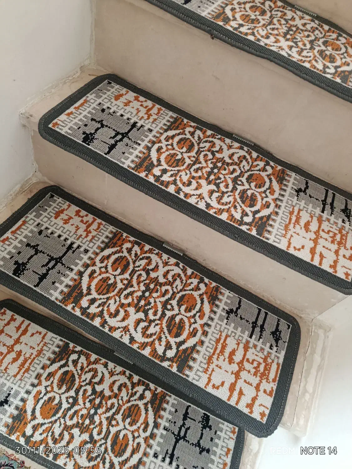 گلیم رو پله ای نو نو|گلیم، جاجیم، گبه|کرمانشاه, |دیوار