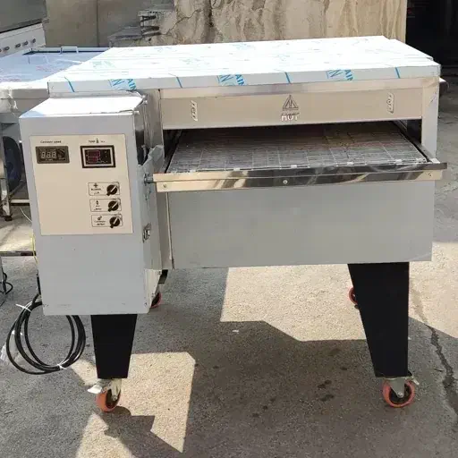 چند عدد فر پیتزا ریلی دهنه ۷۰ دست دوم و نو|کافی‌شاپ و رستوران|اصفهان, زاجان|دیوار