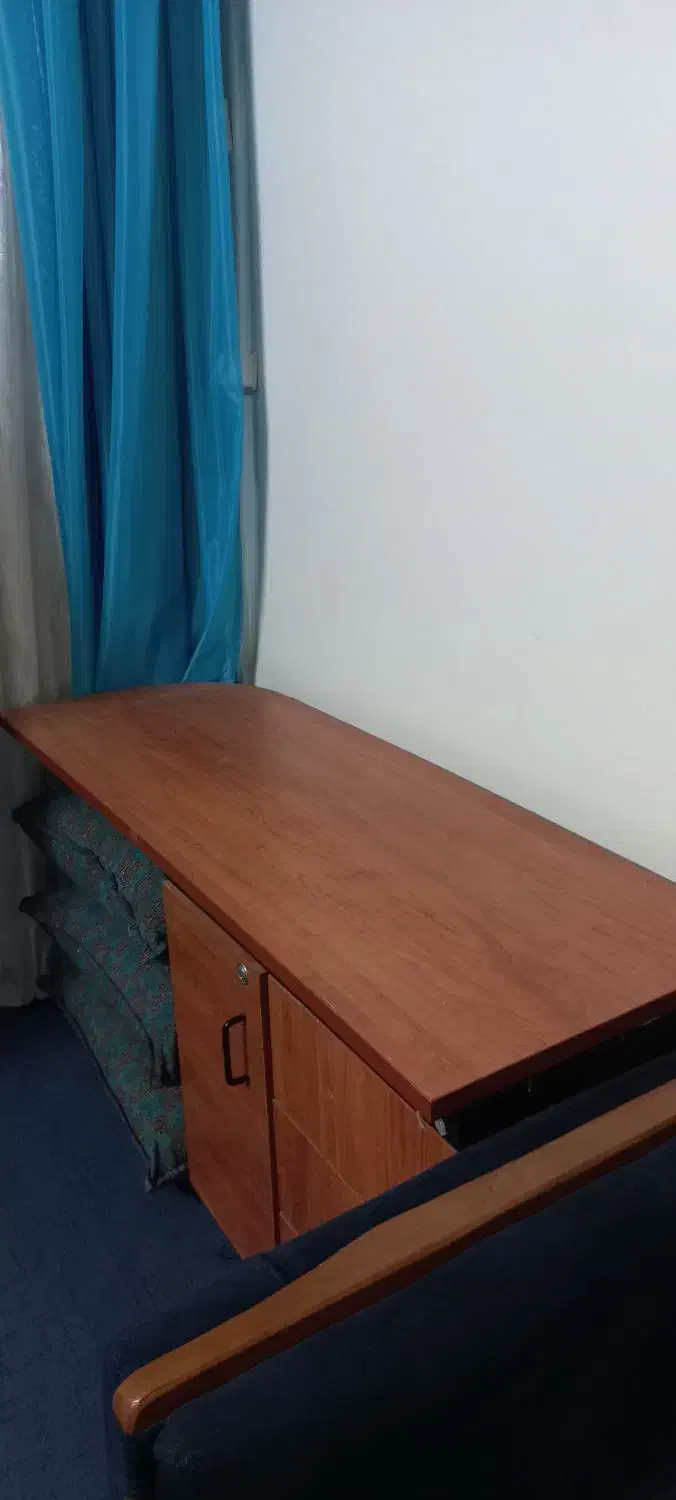 میز اداری|مبلمان اداری|قم, شهید صیاد شیرازی|دیوار