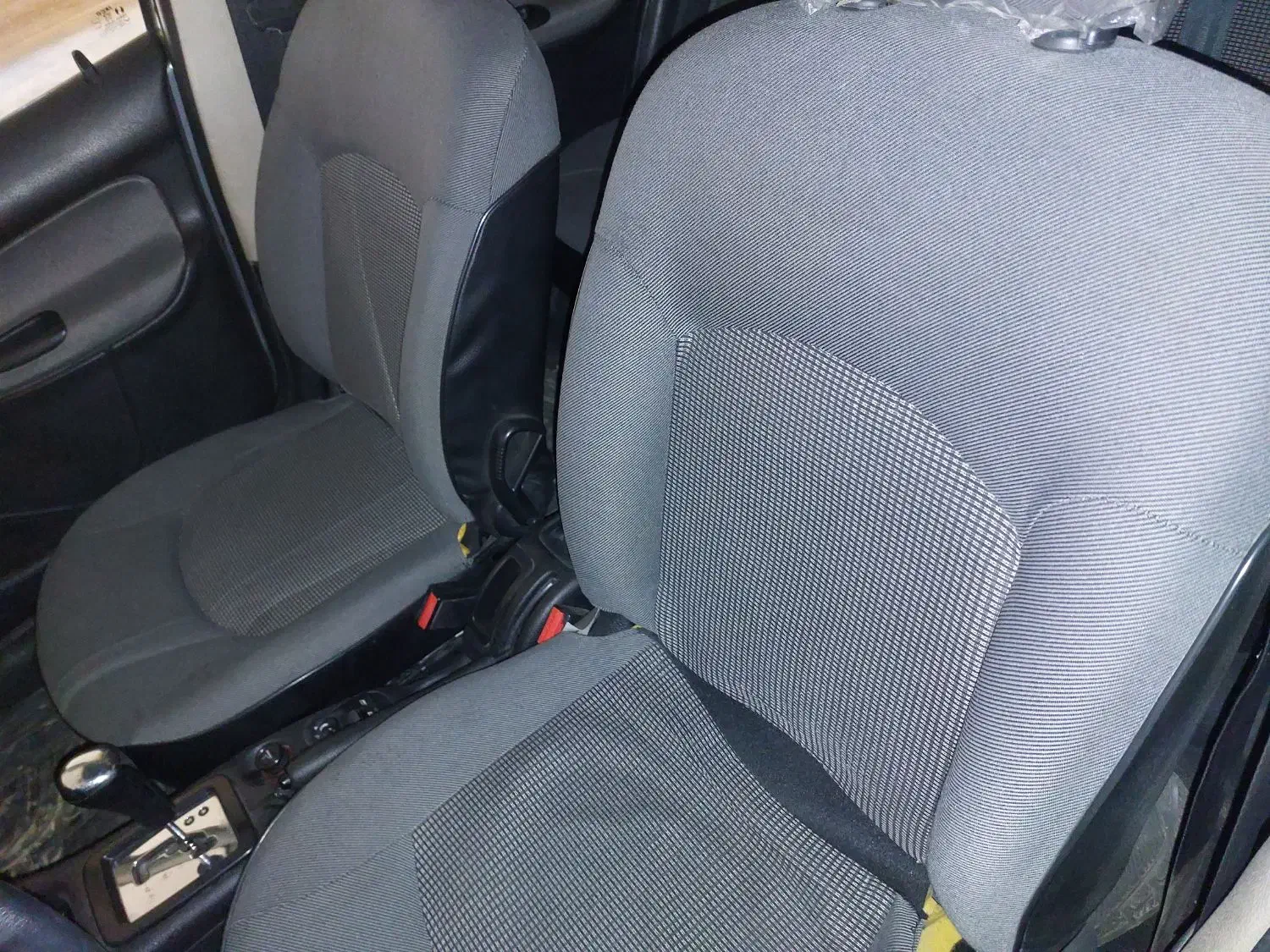 206اتومات فابریکV9موتورTU5لاکاغذبیرنگ استثناکم کار|خودرو سواری و وانت|قم, صفائیه|دیوار