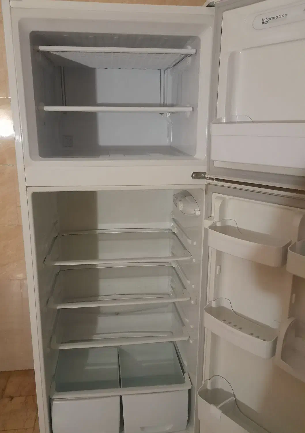 یخچال|یخچال و فریزر|قم, نیروگاه|دیوار