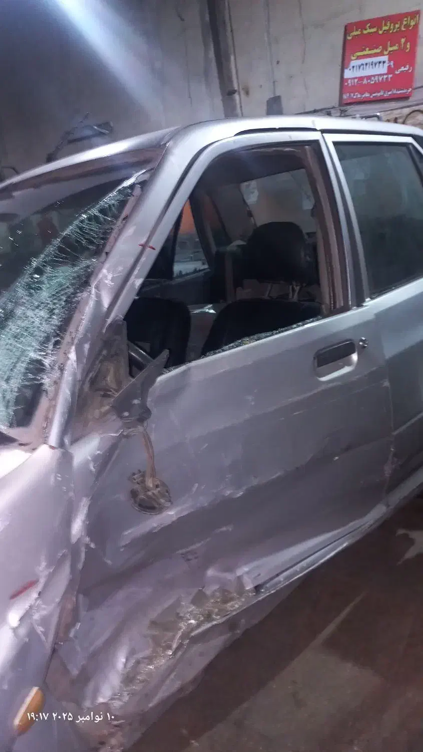 تصادفی فروشی|خودرو سواری و وانت|پردیس, شهرک صنعتی خرمدشت فاز ۷|دیوار