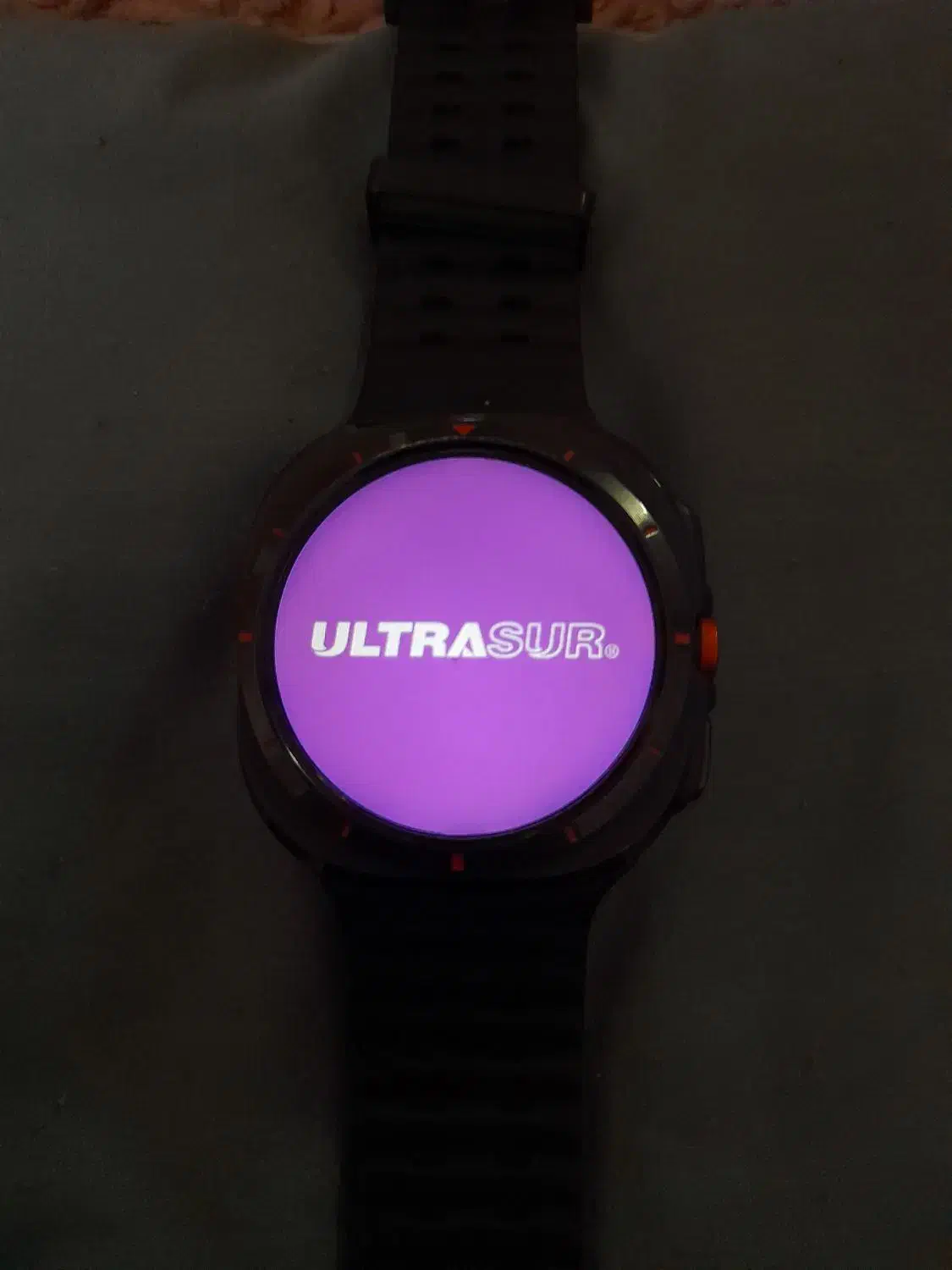 Ultra sur|ساعت|قم, بکایی|دیوار