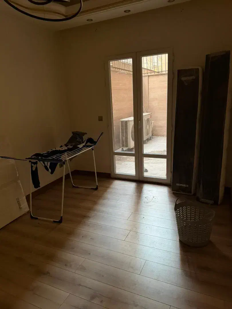 واحد ۱۳۵ متری ،فول امکانات رهن و اجاره