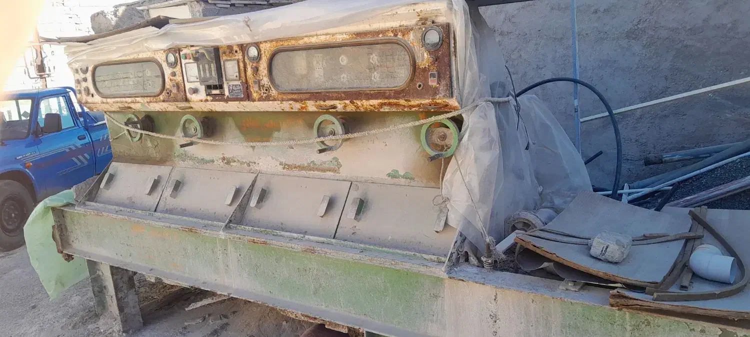 دستگاه پرس موزاییک وساب نواری|ماشین‌آلات صنعتی|مبارکه, |دیوار