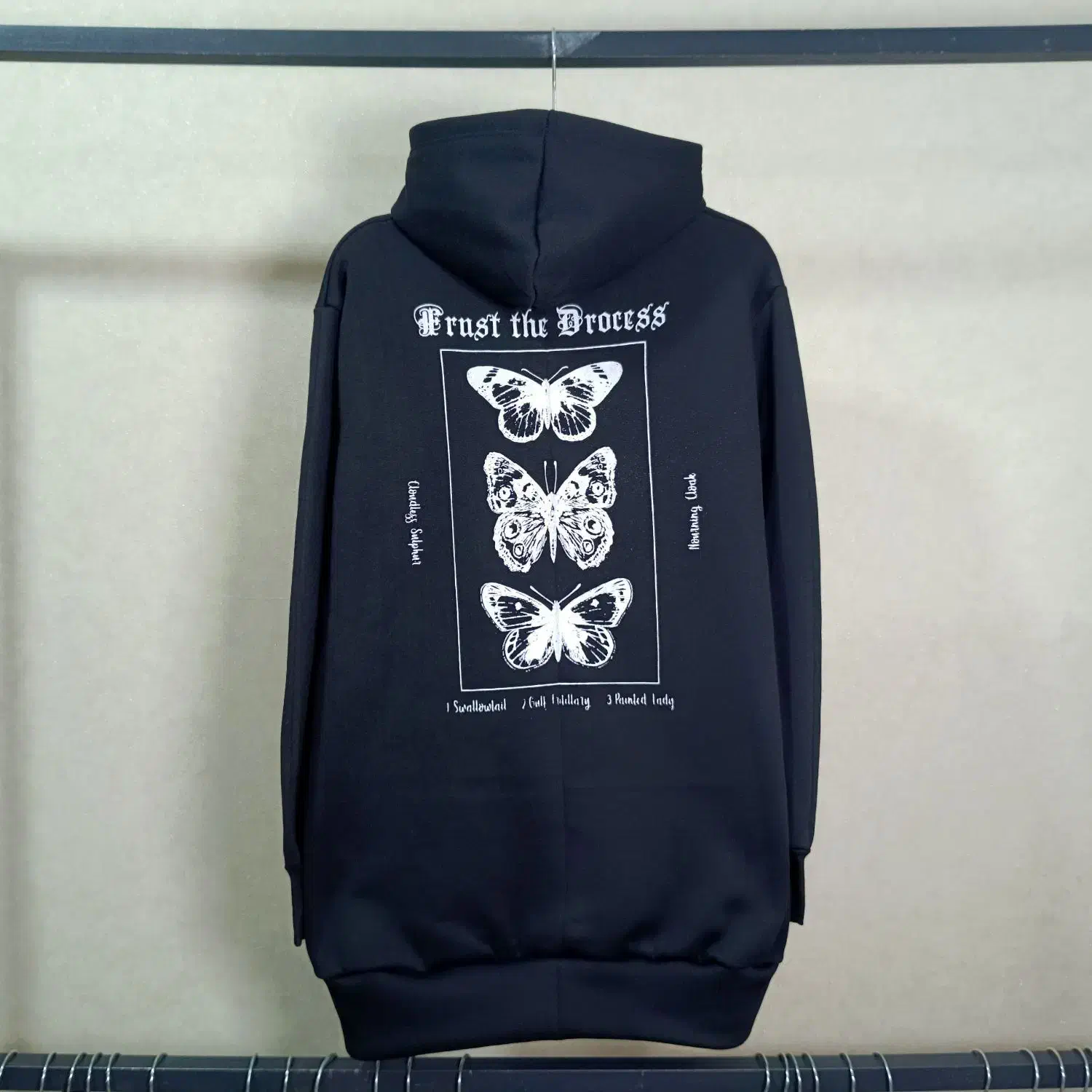 حراج هودی سایز بزرگ زنانه|لباس|شیراز, سیاه سنگ|دیوار