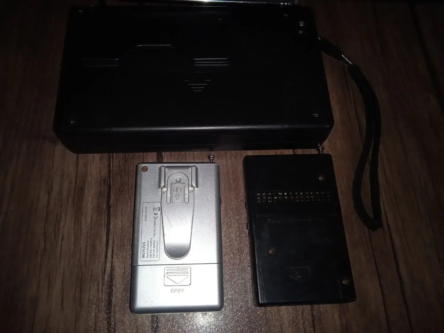 رادیو دیجیتالی RDS خوان تمام باند و رادیو گوشی|پخش‌کننده همراه|تهران, سهروردی|دیوار