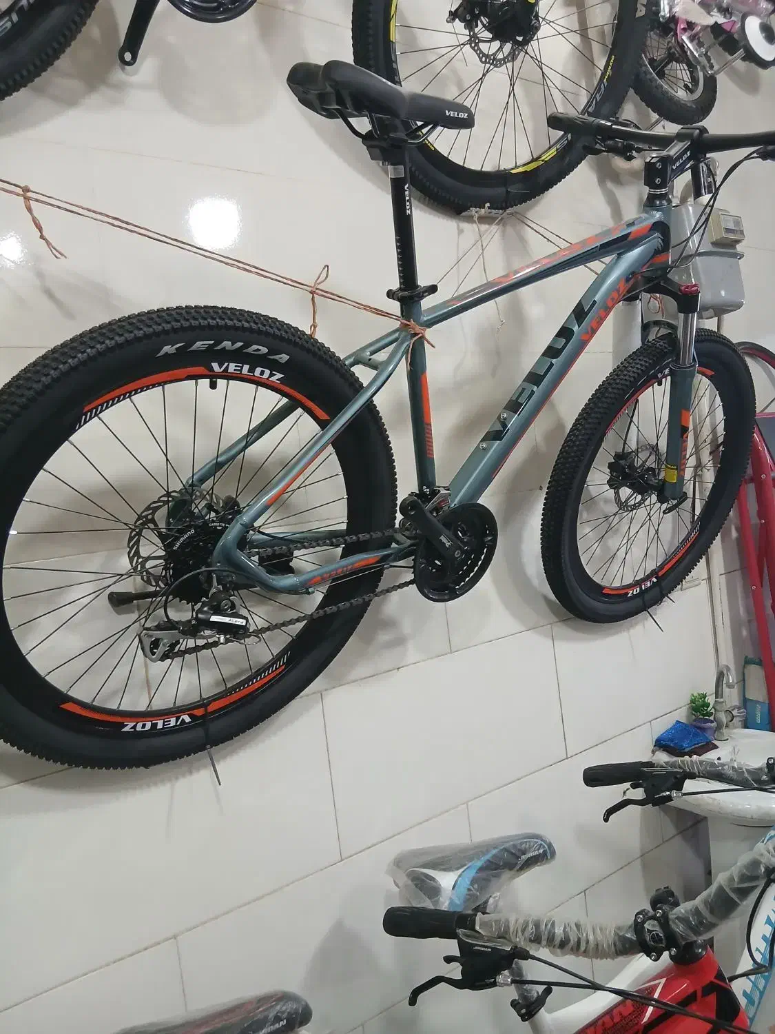 دوچرخه سرای ساوجبلاغ هشتگرد|دوچرخه، اسکیت، اسکوتر|هشتگرد, هشتگرد قدیم|دیوار