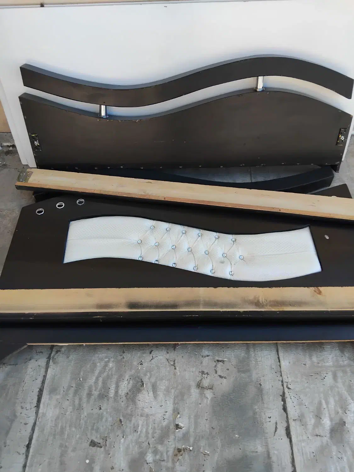 تختخواب ۲نفره بدون تشک باقیمت عالی|تخت و سرویس خواب|سنندج, |دیوار